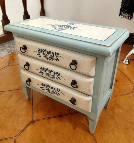 Comodino cassettiera stile - /,