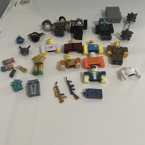 Assorted roblox lot - assorted,