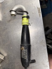 Testata e tubo di scarico