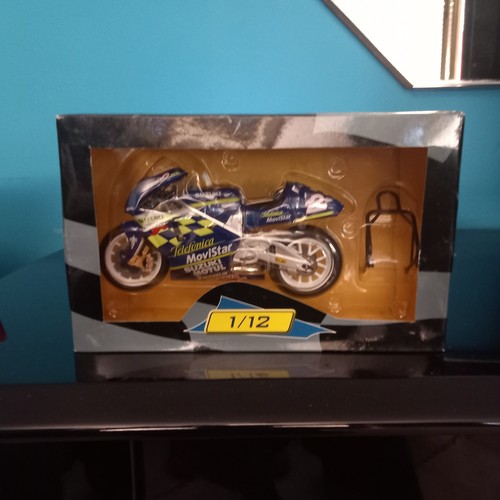 Suzuki rgv500 kenny roberts - rgv500,