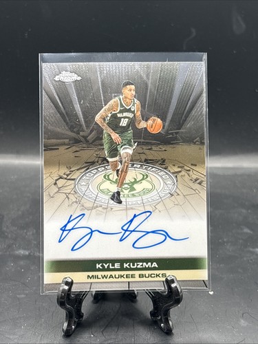 Autografo 2025 topps chrome - 2025-26,