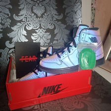 NEW NIKE AIR JORDAN 1 RETRO