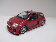 RENAULT CLIO SPORT V6 Rouge