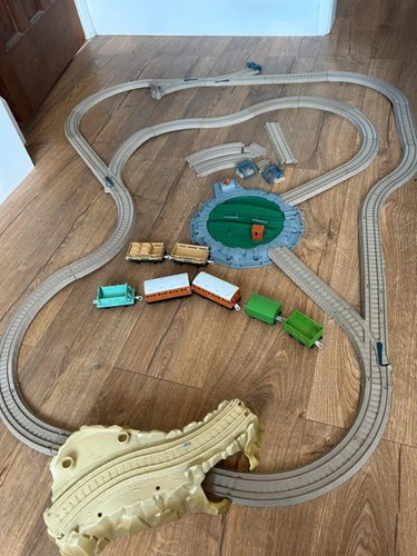 Thomas friends trackmaster - thomas,