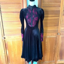 Abito vampiro vittoriano