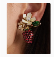 Orecchini Oscar de la renta smalto grappolo gioielli ENORME CLIP PESANTE FIORE BACCA