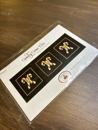 Candy cane trio runner - cane,