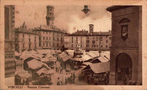 Vercelli piazza cavour - piazza,