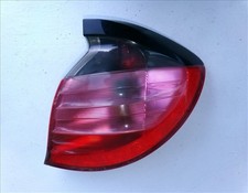 faro posteriore destro