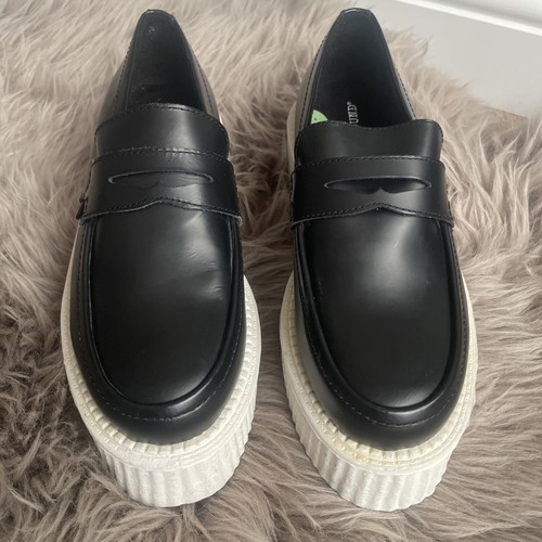 Scarpe platform sotterranee