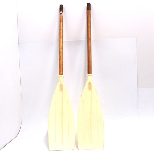 Coppia pagaie legno vecchie