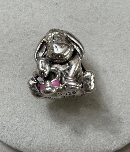 Charm pandora disney oh - disney, ih-oh