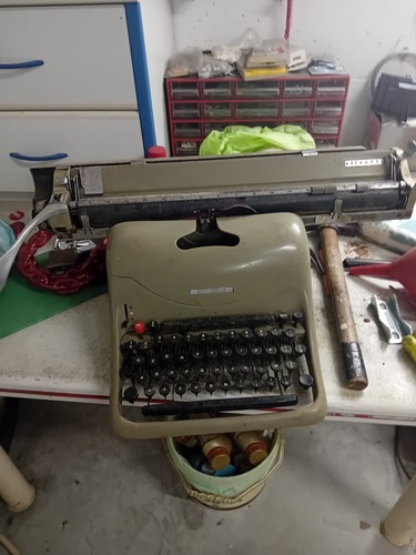 Macchina scrivere olivetti - macchina, da