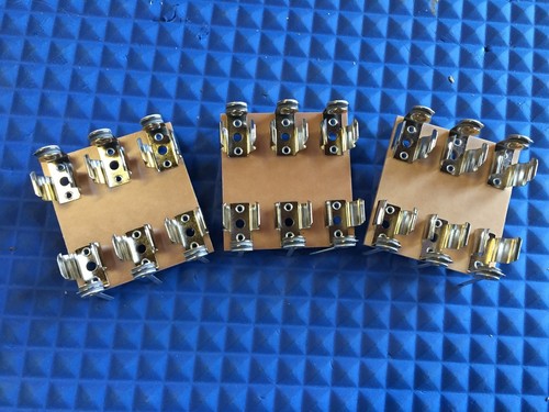 Supporto batteria tipo - (tre),