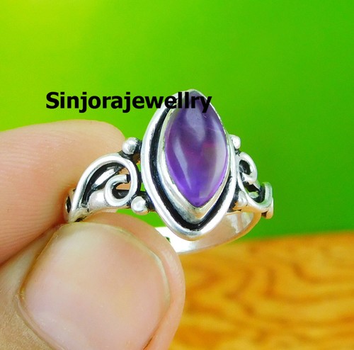 Anello con pietre preziose