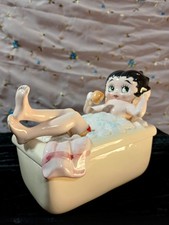 Vasca da bagno vintage in