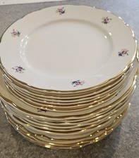 18 Piatti Antichi Porcellana S.C. Richard , Fine 1800 