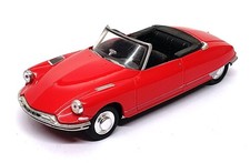 Universal Hobbies 1/43 Scale