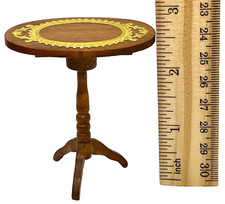 1:12 Shackman coloniale primi