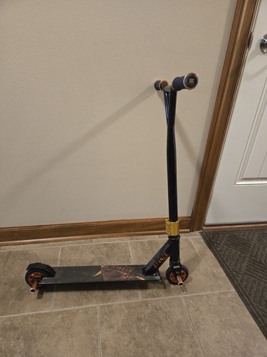 Mongoose stance pro scooter - pro,