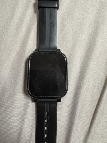 Black smartwatch with silicone - smartwatch,