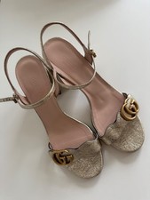 Sandali Gucci modello Marmont