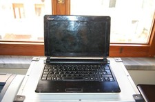 Acer  Aspire One KAV60