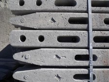 paletti in cemento per uso agricolo. I PALI IN CEMENTO