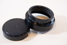 Leica 12564 paraluce in metallo e tappo obiettivo 14163. Adatto per Leica R 50 mm f2 e 35 mm f2.8