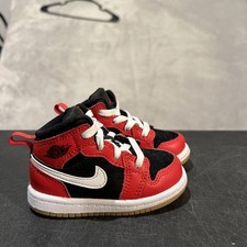 Scarpe Nike Air Jordan 1 Mid bambino 5C nere rosse bianche sneakers DQ8420-006