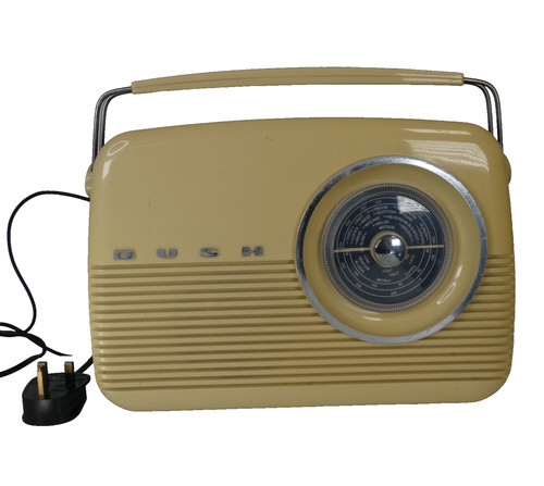 Radio epoca bush - tr82, fm