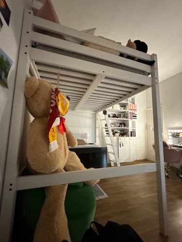 Letto una piazza mezza a - e,