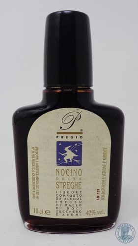 Miniature mignon nocino - /,