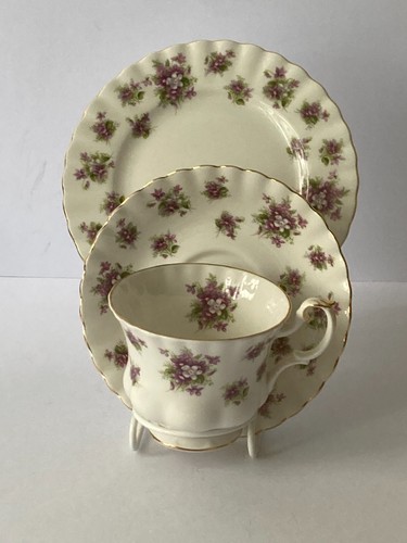 Royal albert sweet violets - sweet,