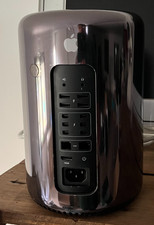 Apple Mac Pro 6.1 2013 Xeon 12 core 32Gb Ram 500Gb SSD AMD Fire Pro D300