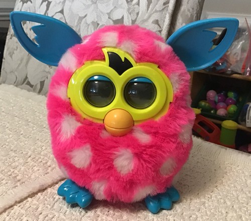 Tiger electronics furby - furby, boom