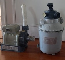 Pompa con filtro a sabbia per piscine INTEX (4500 litri/h) 