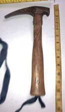 Martello a falesia Chouinard