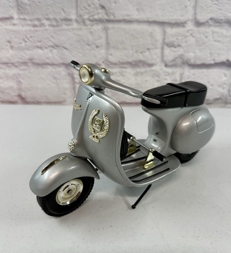 Vespa piaggio scooterworks - vespa,