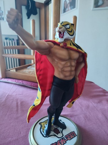 Tiger mask man statua - tiger,