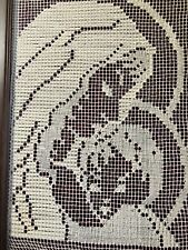 Quadro all’uncinetto Madonna con bambino.