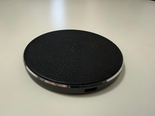 Bang & Olufsen Beoplay base ricarica wireless cuffie e smartphone - nera