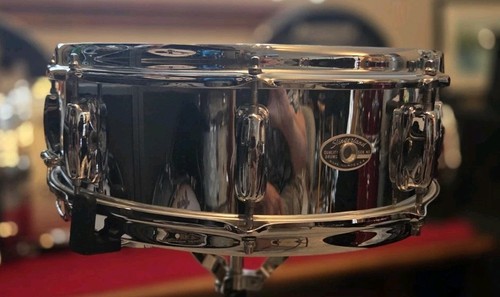 Distintivo nilo slingerland - distintivo,