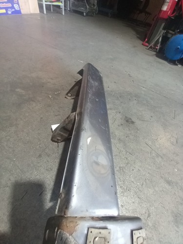 Cantonale paraurti post