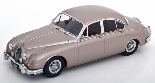 Scale models 181011 - kk,