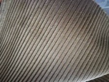 Tessuto in velluto marrone