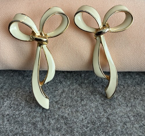 Orecchini con fiocco - , 80