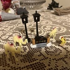 Articoli Per Presepe O Villaggio Di Natale - Lampione - Cammello - Cancello