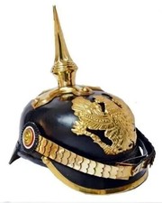 Elmetto prussiano tedesco da