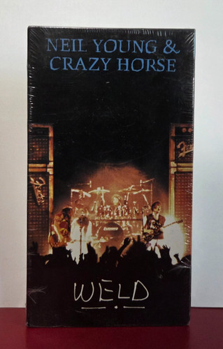 Sealed weld neil young - neil,